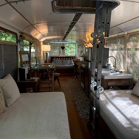 Magic Roof Top Bus With Big Bath In The Tree Forest! Mimizan Exterior foto